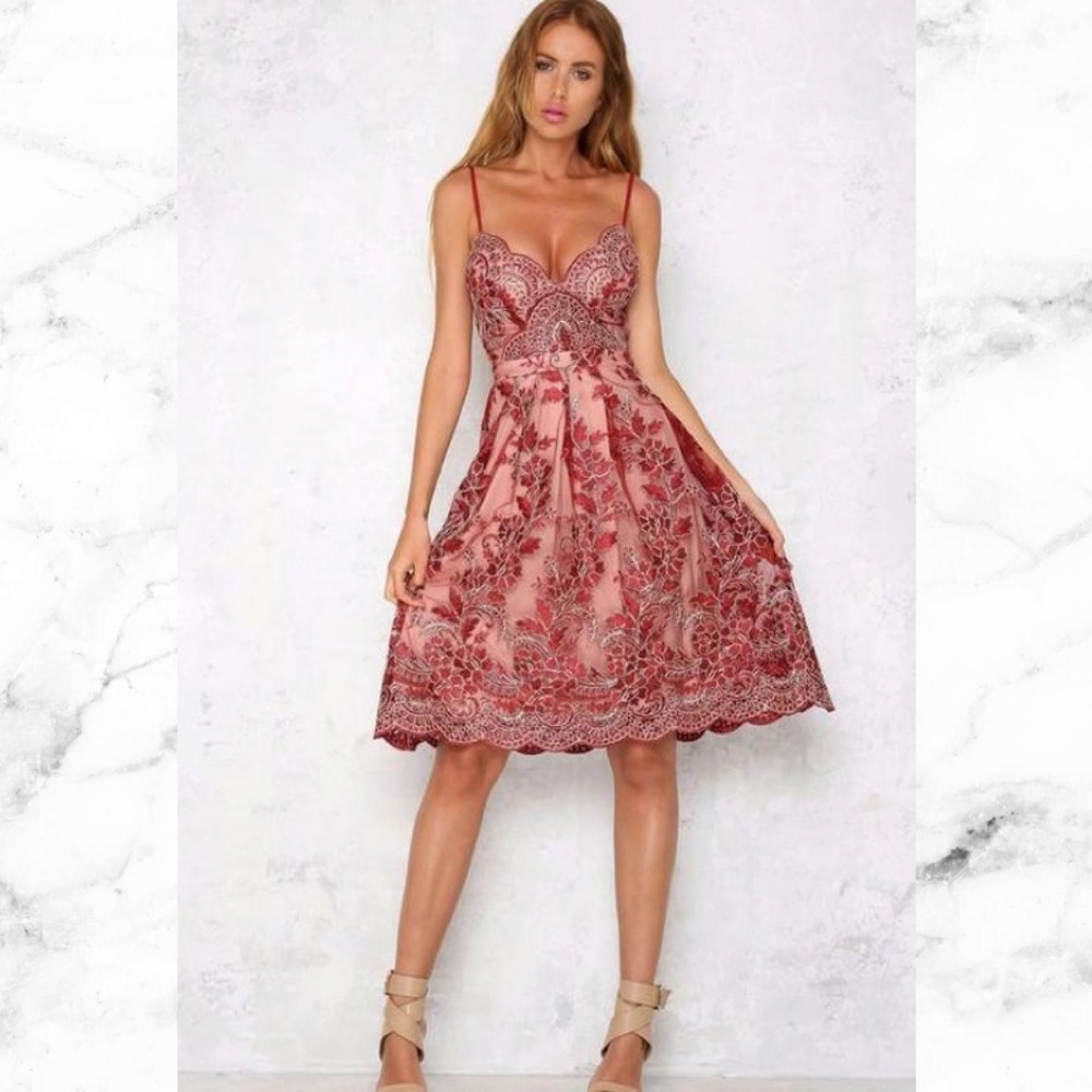 'Primrose Petals' Dress! - Picture 4 of 5